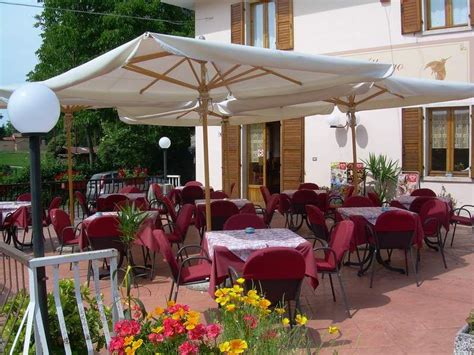 Ristorante Al Cacciatore in San zeno di montagna con cucina 